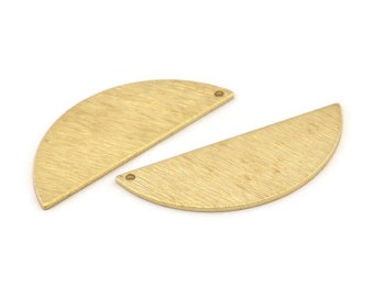 Semi Circle Charm, 6 Textured Raw Brass Half Moon Blanks With 1 Hole (39x15x1mm) D1523