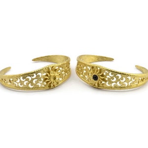 Brass Sun Cuff, Raw Brass Sun Cuff Stone Setting With 1 Pad -  Pad Size 4mm N1683