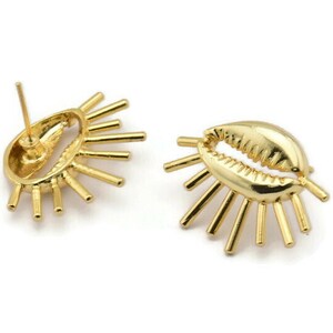 Gold Shell Earring, 2 Gold Plated Brass Cowrie Shell Stud Earrings, Findings (26x20mm) N1007 Q0963