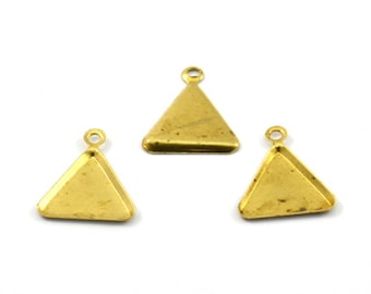 Réglage triangle de 10 mm, triangle de laiton brut de 50 avec 1 boucle, réglages de prong (10x10mm) S537