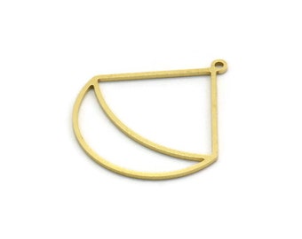 Könnte beinhalten: Ein goldfarbener Metallanhänger mit einem geometrischen Design, das einen Halbkreis und ein Dreieck beinhaltet.