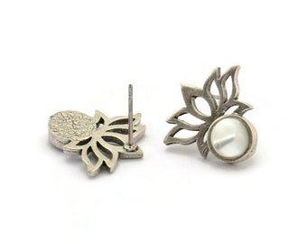 Silver Flower Earring, 4 Antique Silver Plated Brass Lotus Flower Stud Earrings With 1 Round Shaped Stone - Pad Size 6mm N2085 H1423