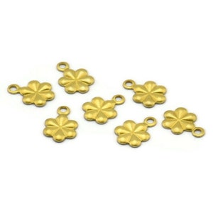 Tiny Flower Charm, 100 Raw Brass Flower Charms, Pendants, Findings (7mm)  Brs 498   A0514