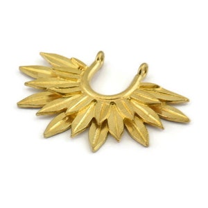 Brass Sunflower Charm, Raw Brass Flower Pendants With 2 Loops, Findings (38x26mm) N0817