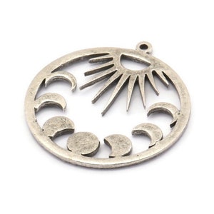 Moon Phases Charm, 2 Antique Silver Plated Brass Crescent Moon Charms With 1 Loop, Pendants (33x30x1.5mm) N1376