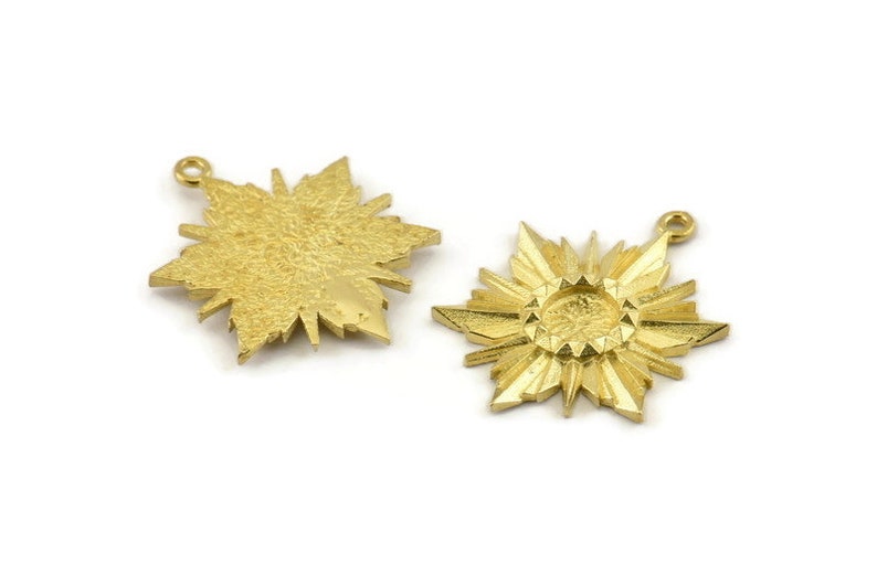 Brass Badge Charm N827 Earrings 28x21mm Pendants 4 Raw Brass Rosette Charms With 1 Loop