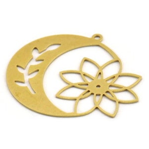 Brass Moon Charm, 4 Raw Brass Flower Pattern Crescent Moon Charms With 1 Loop, Findings (40x35x0.60mm) A5312