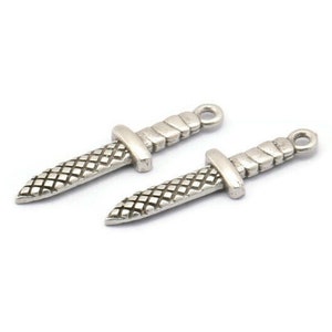 Silver Knife Charm, 4 Antique Silver Plated Brass Knife Charms With 1 Loop (28x7x2mm) N1647