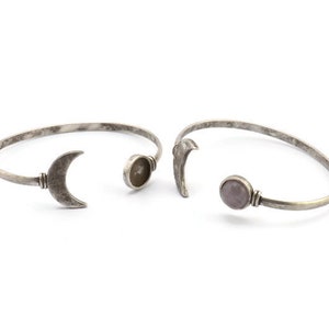 Silver Moon Cuff,  Antique Silver Plated Brass Moon And Planet Cuff Stone Setting With 1 Pad -  Pad Size 10mm N0982 H1023