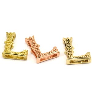 Pingentes de 3 letras, 3 alfabetos de letras de latão, opções de acabamento em ouro rosa e ouro, letras maiúsculas, pingente inicial de letra para colares personalizados