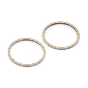 18mm Circle Connectors - 50 Antique Silver Plated Brass Circle Connectors (18x1x1mm) BS 1096 H0043