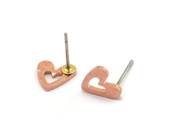 Koperen hartoorbellen, 10 ruwe koperen hartoorbellen (8 x 1 mm) M03394 A2765