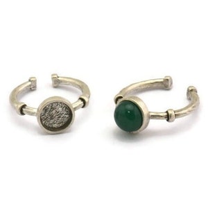 Silver Ring Settings, 2 Antique Silver Plated Brass Round Ring With 1 Stone Setting - Pad Size 8mm N1564