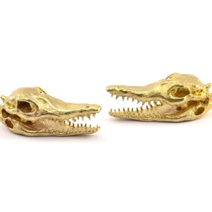 Brass Crocodile Skull, 2 Raw Brass Crocodile Skull With 1 Loop, Findings, Charms (27x9mm) BS 1878