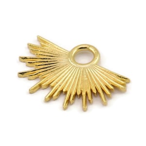 Gold Sun Charm, Gold Plated Brass Sunshine Charms, Pendants, Earrings, Findings  (31x21mm) N0784 H0837