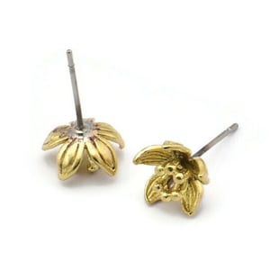 Brass Flower Earring, 8 Raw Brass Flower Stud Earrings (9mm) N1934