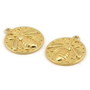 Gold Bee Charm, 2 Gold Plated Brass Bee Charms With 1 Loop, Pendants, Findings (19x17x2mm) N1195