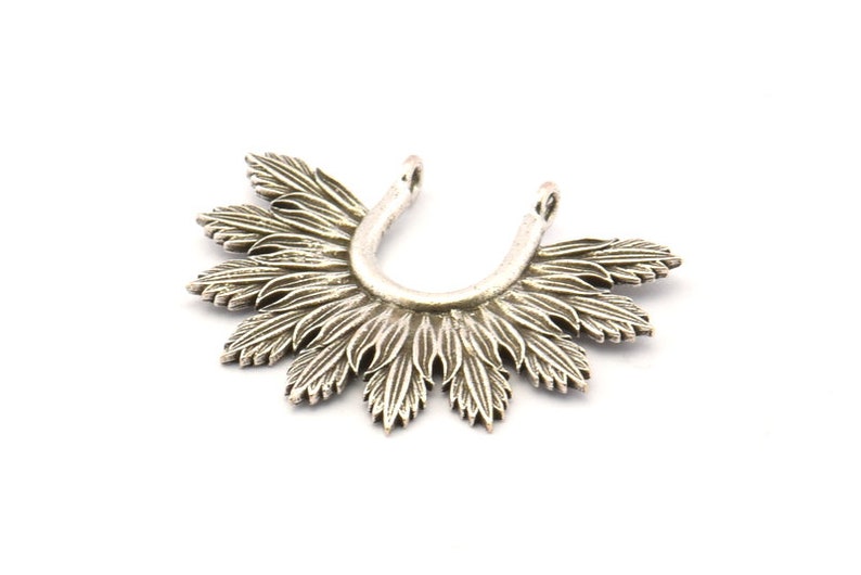 2 Antique Silver Plated Brass Leaf Charm Pendants With 2 Loops Earrings N820 H935 Findings 33x25mm Silver Leaf Charm