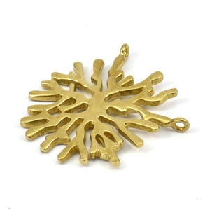 Brass Coral Pendant, 2 Raw Brass Coral Pendants With 2 Loops (28x29x1.5mm) U066