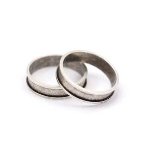 Silver Channel Ring - 5 Antique Silver Plated Brass Channel Ring Settings (19mm) N0481 H0022