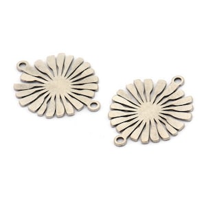 Silver Sun Charm, 8 Antique Silver Plated Brass Sun Charms With 2 Loops, Brass Connectors (22x17x0.60mm) A3871
