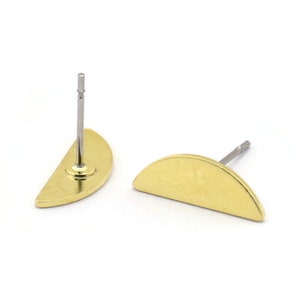 Semi Circle Earring, 12 Raw Brass Half Moon Stud Earrings (14x5x0.80mm) M02669 A0088