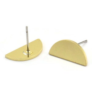 Brass Moon Earring, 8 Raw Brass Half Moon Shaped Stud Earrings, Semi Circle Earrings (7x15x1mm) A3721