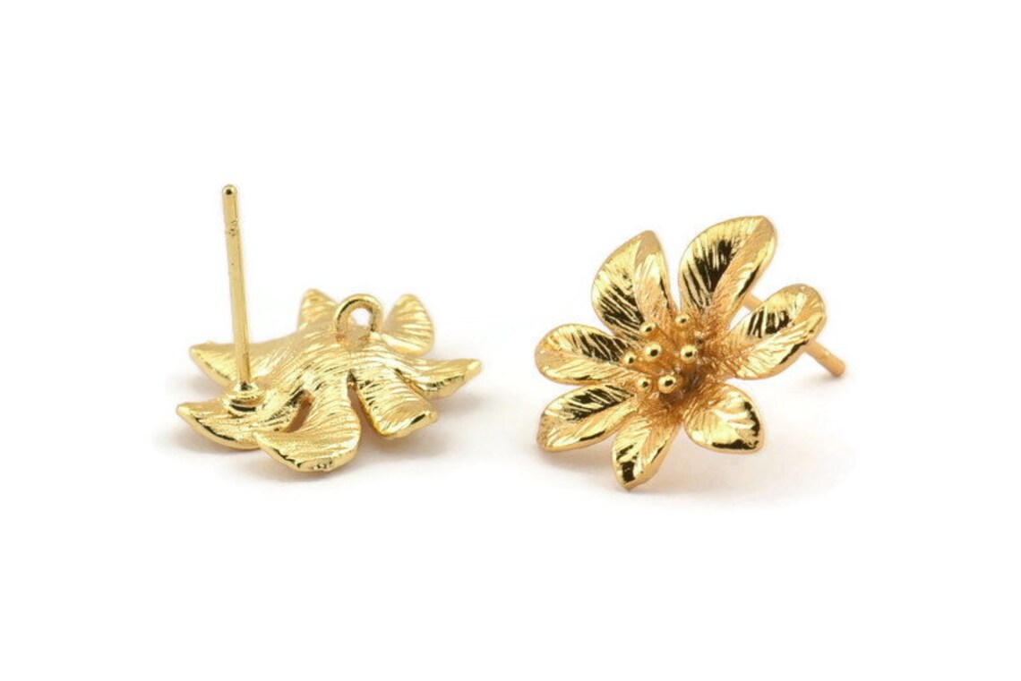 Gold Blumen Ohrringe 4 vergoldete Messing Blumen Ohrstecker - Etsy.de