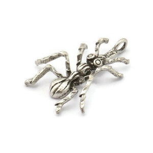 Silver Ant Pendant, 2 Antique Silver Plated Brass Ant Pendants With 1 Hole, Animal Jewelry (27x22.5x5mm) U135