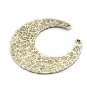 Hammered Moon Crescent Charm, Antique Silver Plated Brass Hammered Moon with 2 Holes Pendant (37x13x3mm) N0475