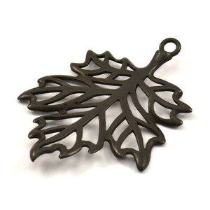 Black Sycamore Pendant, 1 Oxidized Brass Black Leaf Charms (44x33mm) N0428 S441