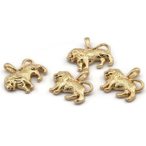 Gold Lion Charm, 4 Gold Plated Brass Lion Charms With 1 Loop (15.5x13.5x2.7mm) BS 2051
