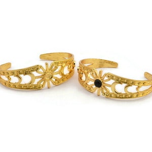 Gold Moon Cuff, Gold Plated Brass Moon Phases Cuff Stone Setting With 1 Pad - Pad Size 6mm N1680