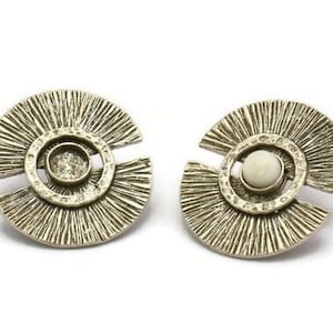 Silver Moon Earring, 2 Antique Silver Plated Brass Half Moon Stud Earrings - Pad Size 6mm N0701