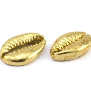 Brass Shell Finding, 4 Raw Brass Cowrie Shell Findings, Pendants, Charms, Earrings, Beads  13-18MM E274