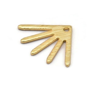 Gold Sun Charm, 6 Textured Gold Plated Brass Sun Charms With 1 Hole (18x13x0.80mm) M02429