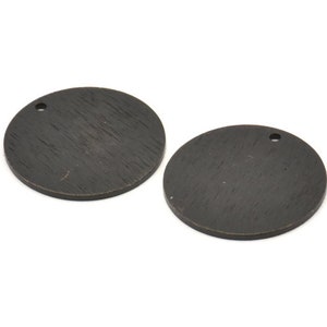 Schwarzes rundes Tag, 4 oxidiertes schwarzes Messing texturierte Runde Stanzrohlinge mit 1 Loch, Anhänger, Zubehör (21 x 1 mm) D0763 S1000