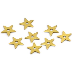 Dije de estrella de latón, 250 conectores de estrella diminutos de latón crudo con 1 orificio, pendientes, accesorios (8 mm) A1179