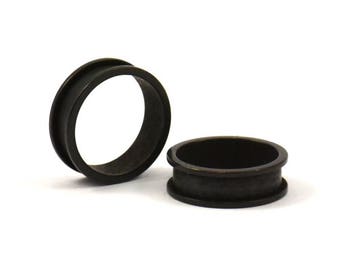 Black Channel Ring - 5 Oxidized Brass Channel Ring Settings (16mm) N0476 S584