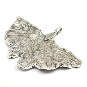 Silver Gingko Leaf, 1 Silver Tone Plated Real Gingko Leaf with 1 Loop, Pendants, Findings X026