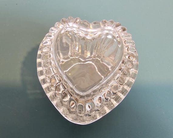 Crystal cut glass vintage Homco heart shaped trinket or jewelry dish made in the 1980s.