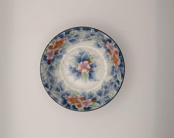 Vintage Japanese Porcelain Hand-painted Floral Pattern Bowl