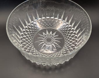 Vintage Arcoroc France Diamant Salad Serving Bowl ~ Tempered Clear Glass ~ 8"