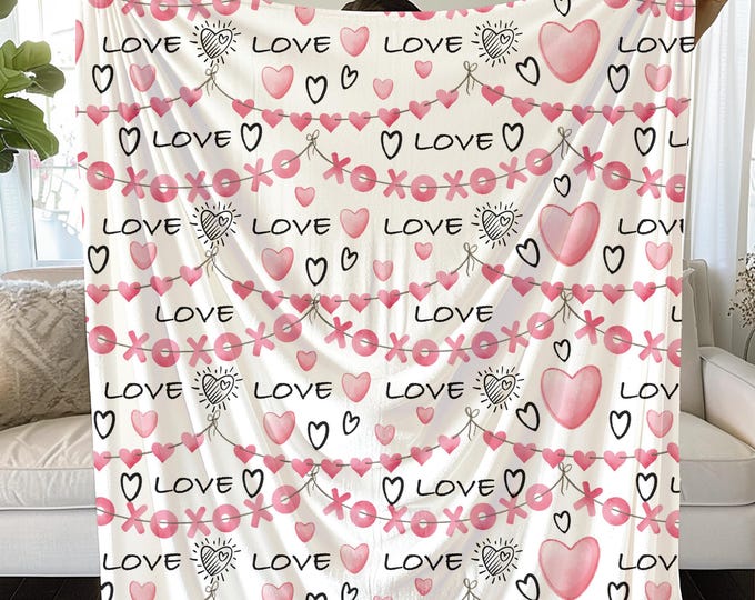 Love XOXO Blanket: Valentine's Day Cozy Home Decor