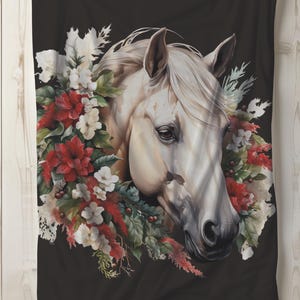 Plush Blanket for Horse Lovers - Cozy Equestrian Gift, Beautiful Horsehead Design Soft Throw for Horse Enthusiasts