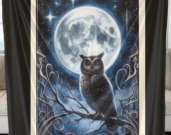 Friend of the Night Tarot Card Owl Blanket: Cozy Mystical Decor