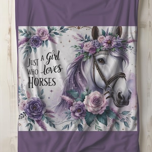 Plush Blanket for Horse Lovers - Just a Girl Who Loves Horses Design, Cozy Soft Throw for Equine Enthusiasts