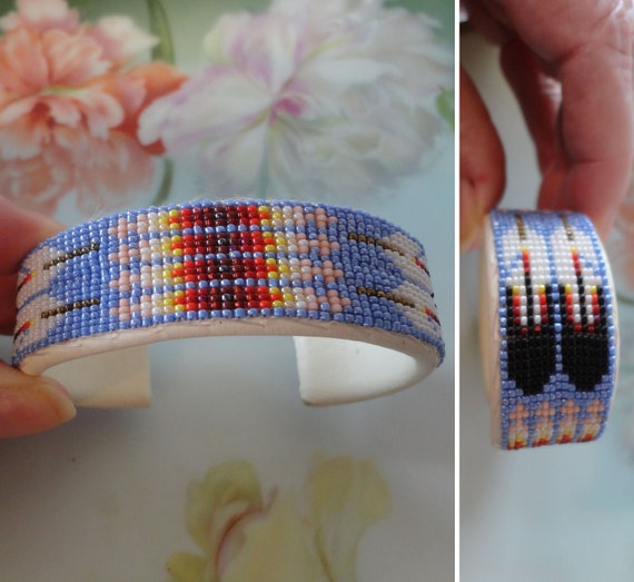 Vintage Native American Beaded Cuff Bracelet Indi… - image 1