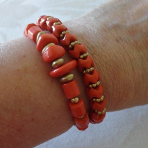 PAIR Vintage Lucite Bead Stretch Bracelet You Get Two Salmon Orange Lucite Hard Plastic Assorted Shape Beads Matte Gold Tone Beads Stretch