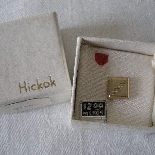 Men's Vintage Hickok Chain Tie Tack UNWORN in Original Box Gold Plated Metal 5/16" Square Handsome Tie Tac New Old Stock NOS in Box